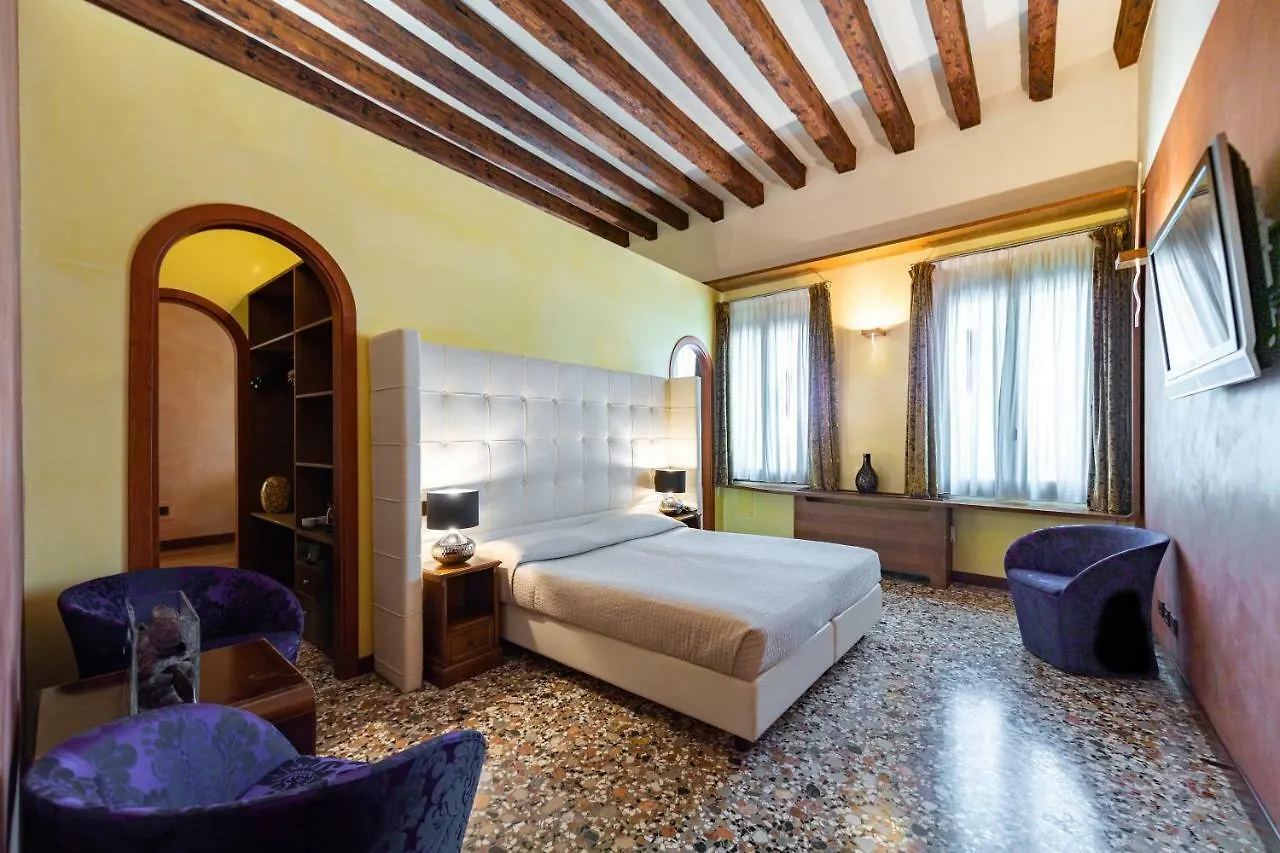 Bed and Breakfast Abbazia De Luxe Wenecja